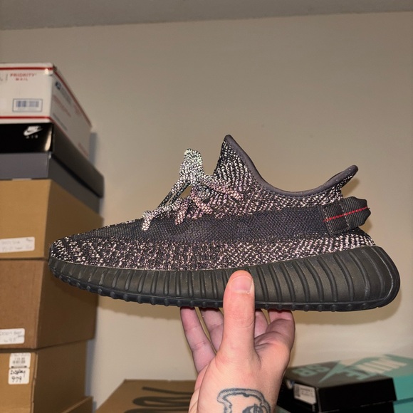 Adidas Yeezy 350 V2 ‘Black Reflective’. 8.5 men or 10 women. *LIKE NEW - Picture 11 of 11
